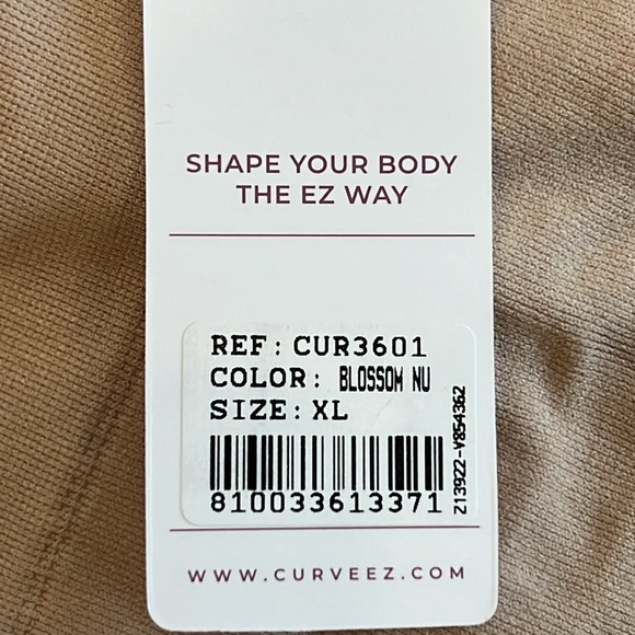 CURVEEZ Pure Shape Thong - Blossom Nude - Picture 6 of 9